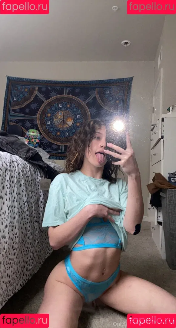 Britni Kitten Onlyfans Photo Gallery 