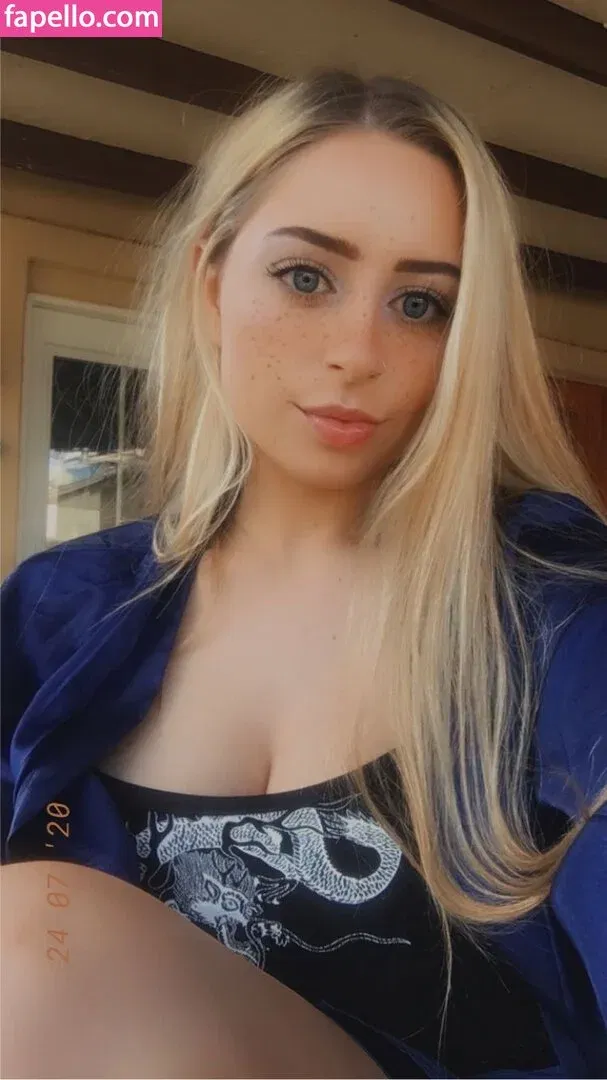 Paige 4Chan Onlyfans Photo Gallery 