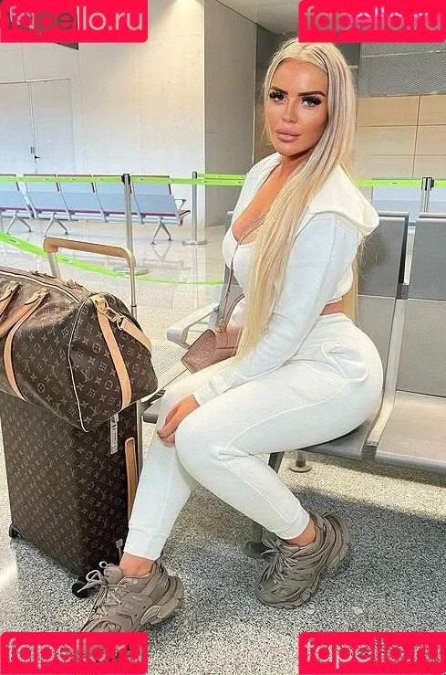 Mega Clarke Onlyfans Photo Gallery 