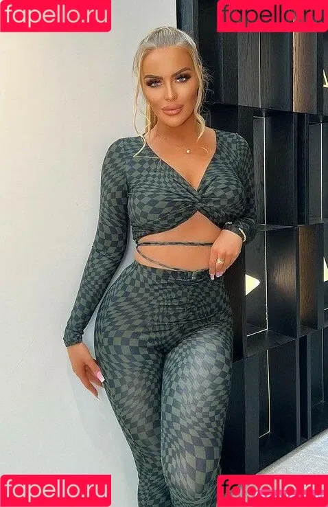 Mega Clarke Onlyfans Photo Gallery 