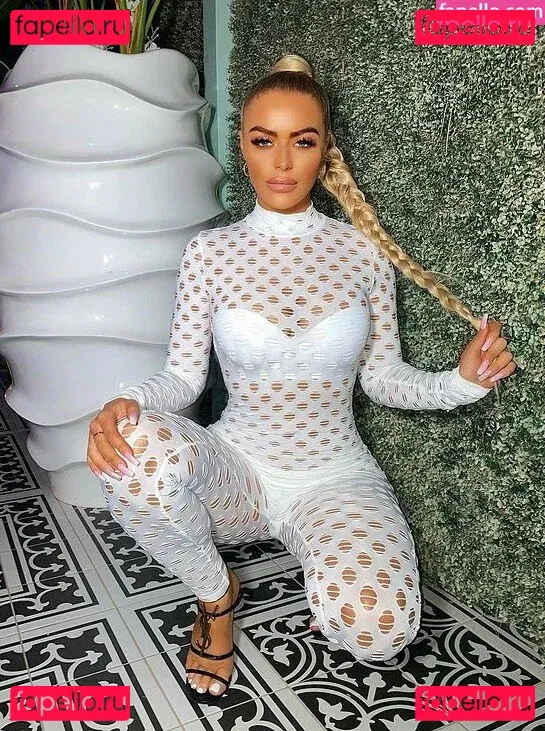 Mega Clarke Onlyfans Photo Gallery 