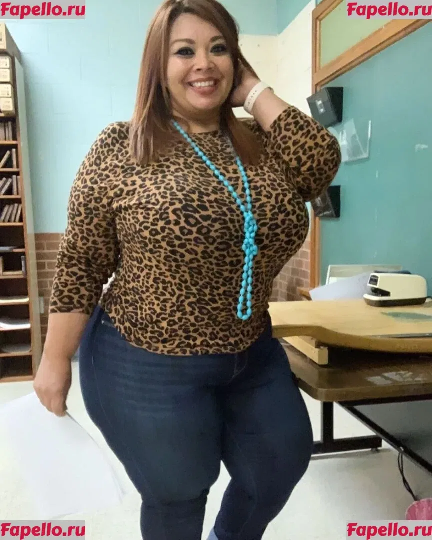 SueAnn Onlyfans Photo Gallery 