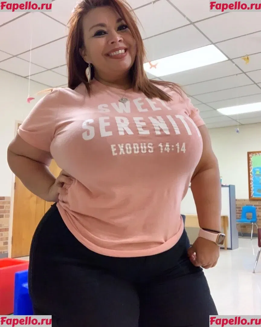 SueAnn Onlyfans Photo Gallery 