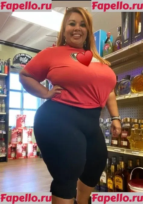 SueAnn Onlyfans Photo Gallery 