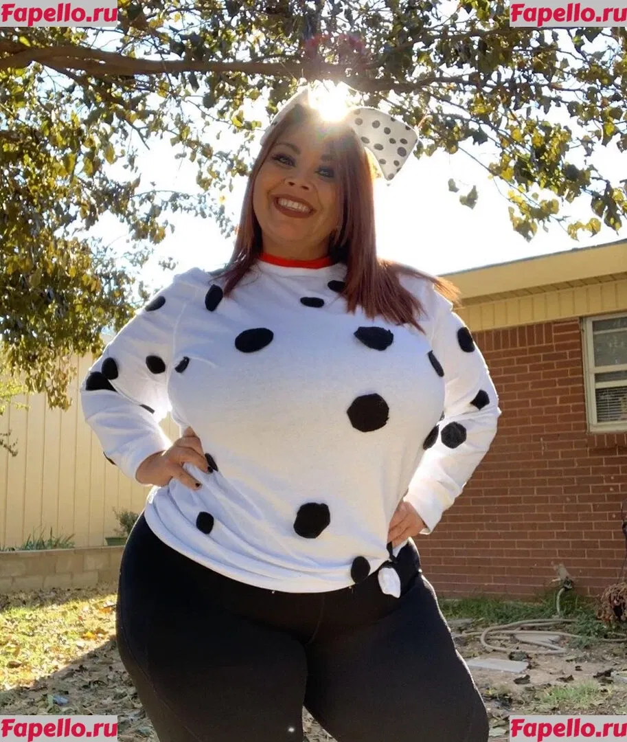 SueAnn Onlyfans Photo Gallery 