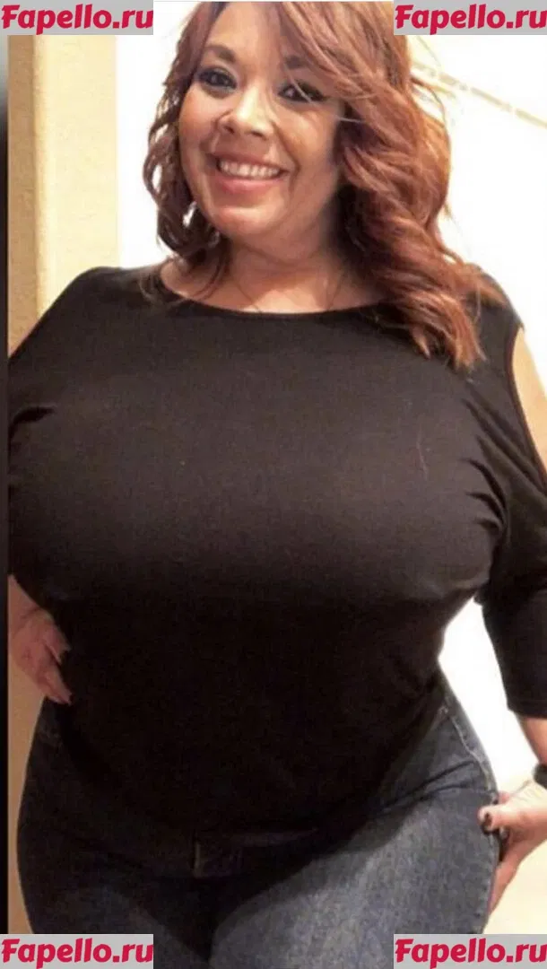 SueAnn Onlyfans Photo Gallery 
