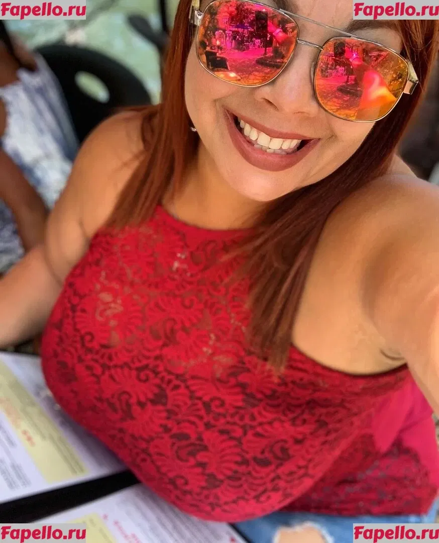 SueAnn Onlyfans Photo Gallery 