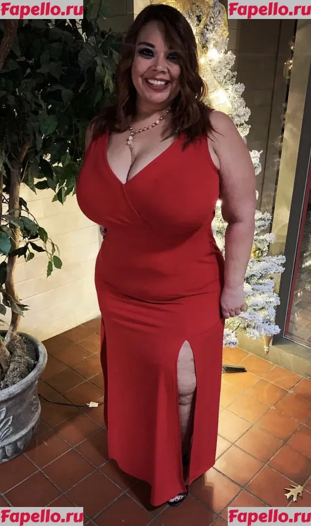 SueAnn Onlyfans Photo Gallery 