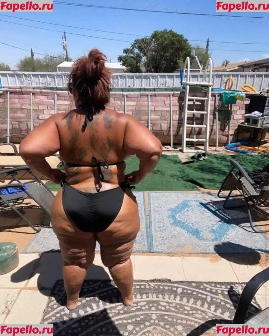 SueAnn Onlyfans Photo Gallery 