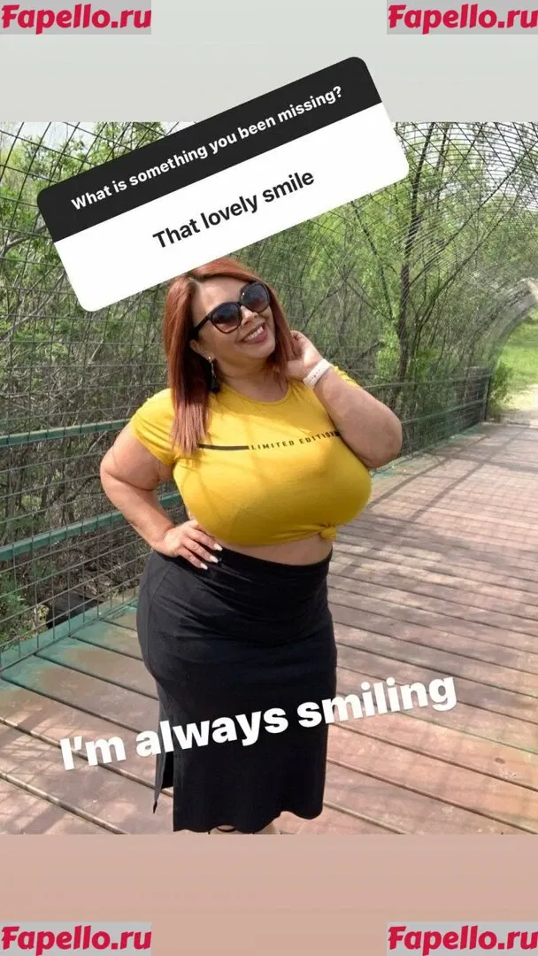 SueAnn Onlyfans Photo Gallery 