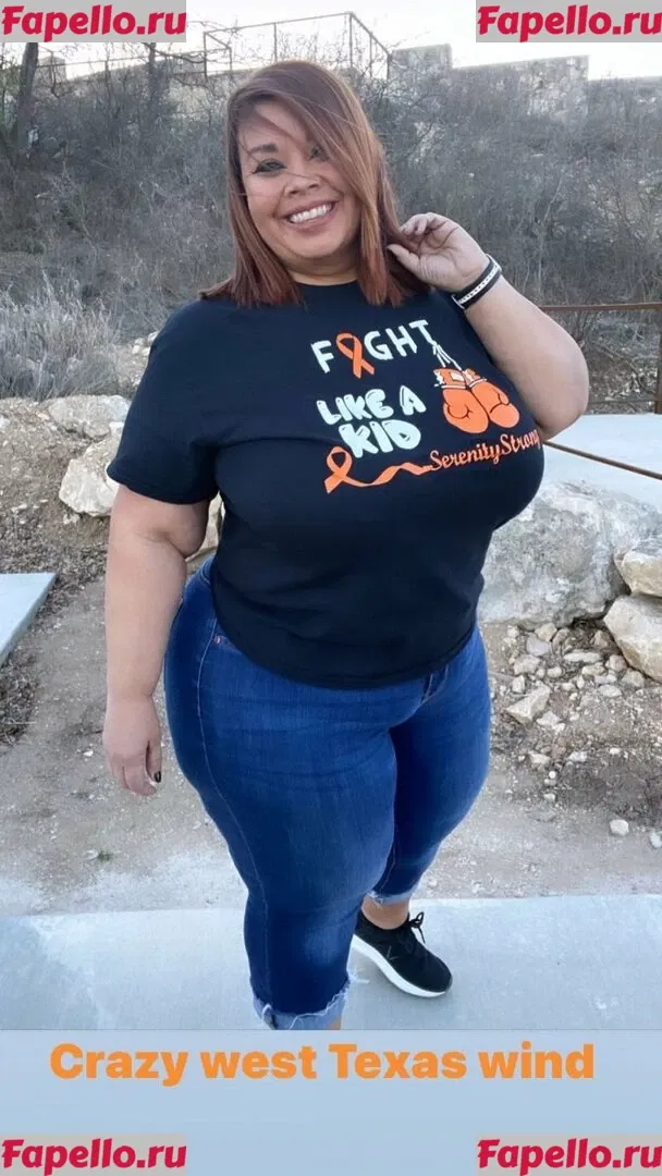 SueAnn Onlyfans Photo Gallery 