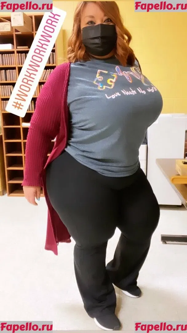 SueAnn Onlyfans Photo Gallery 