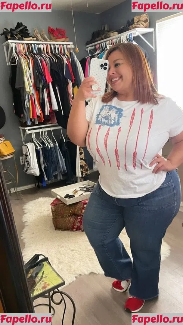 SueAnn Onlyfans Photo Gallery 