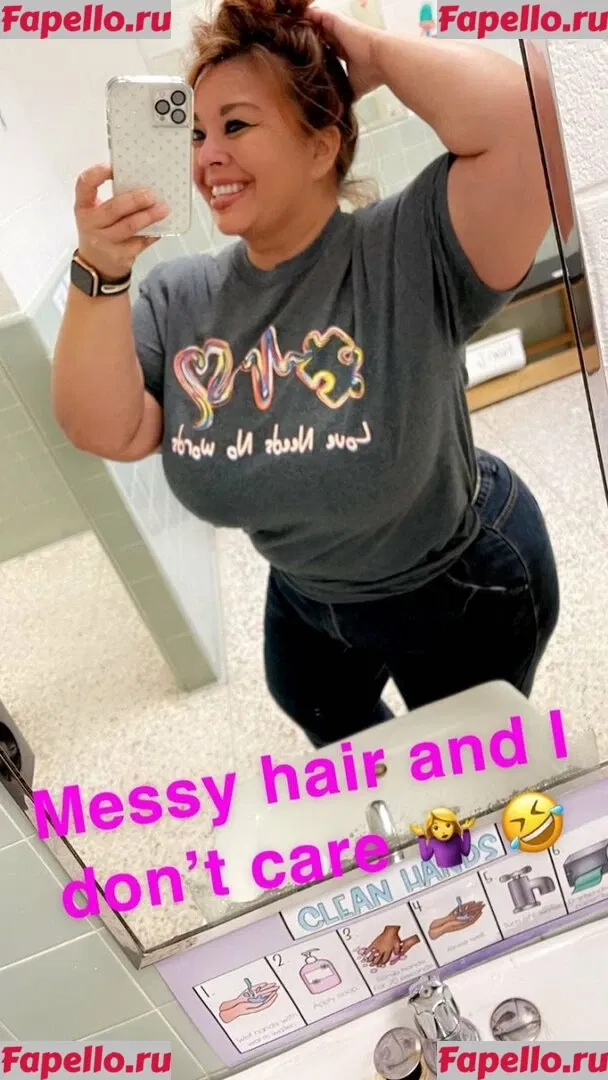 SueAnn Onlyfans Photo Gallery 