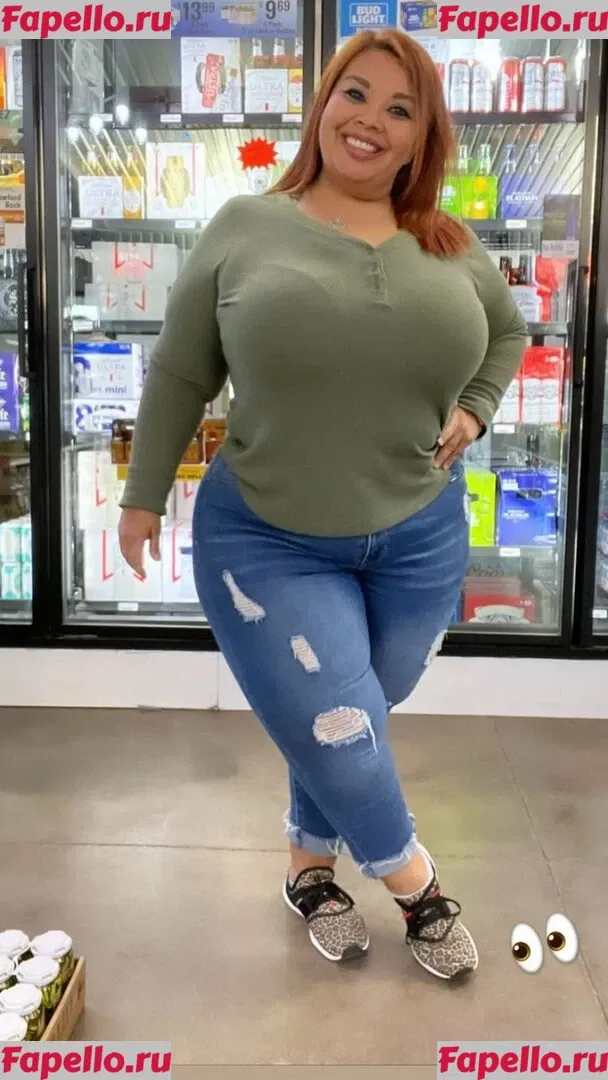 SueAnn Onlyfans Photo Gallery 