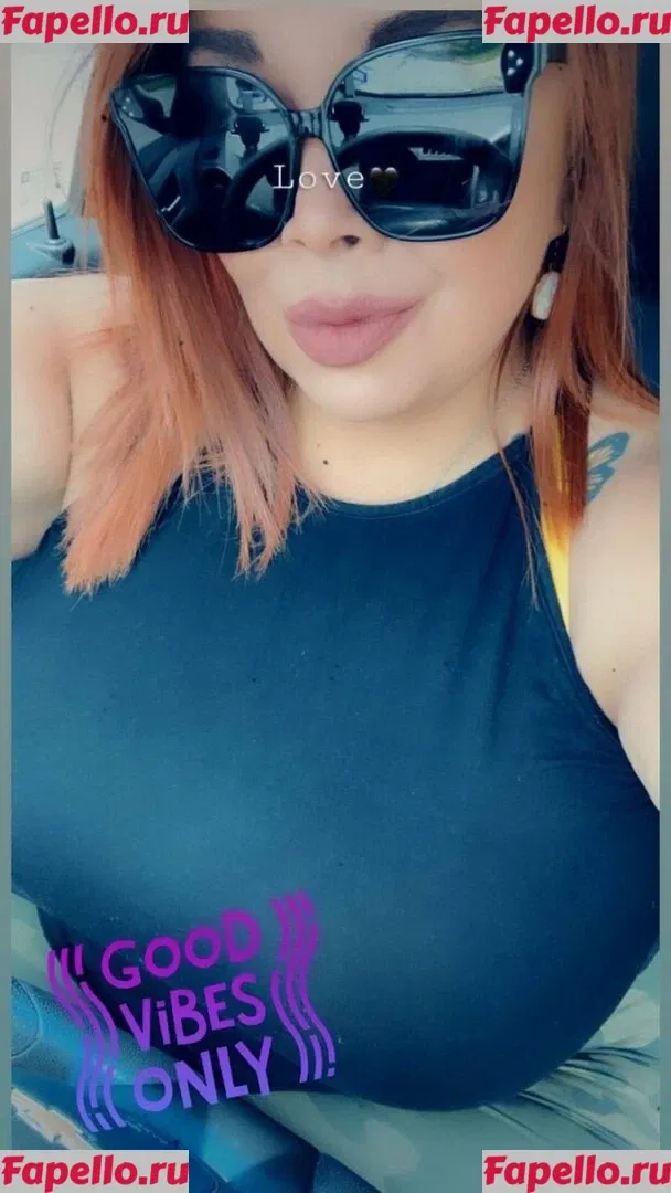 SueAnn Onlyfans Photo Gallery 