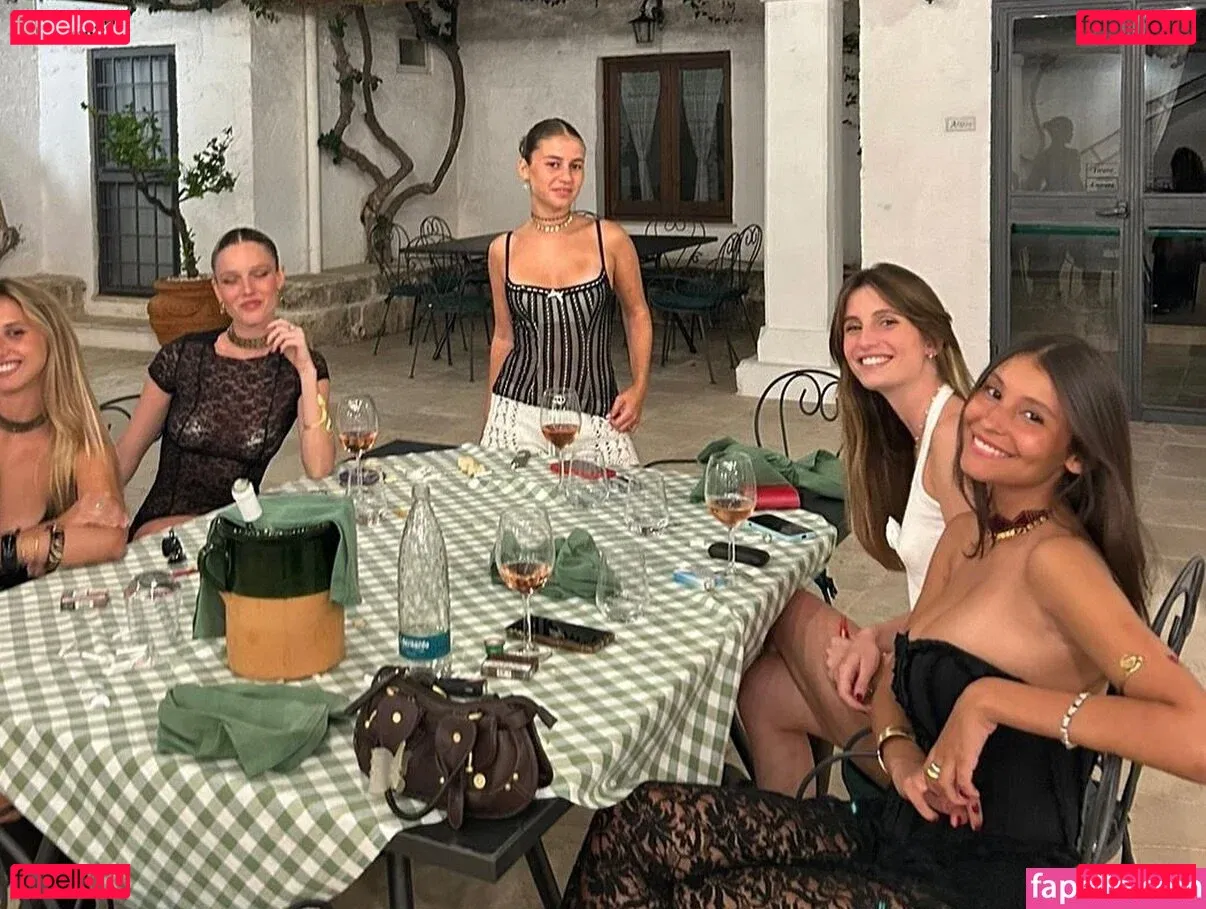 Vittoria Onlyfans Photo Gallery 