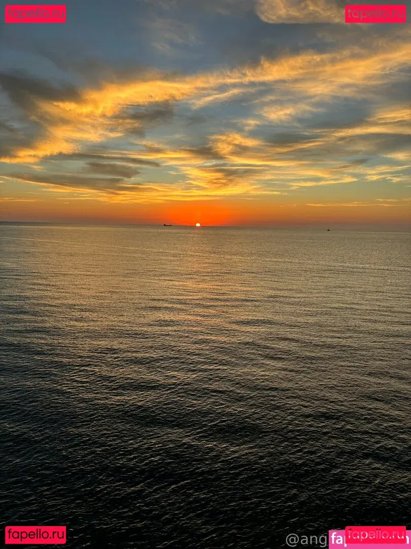 angelbabyluuv Onlyfans Photo Gallery 