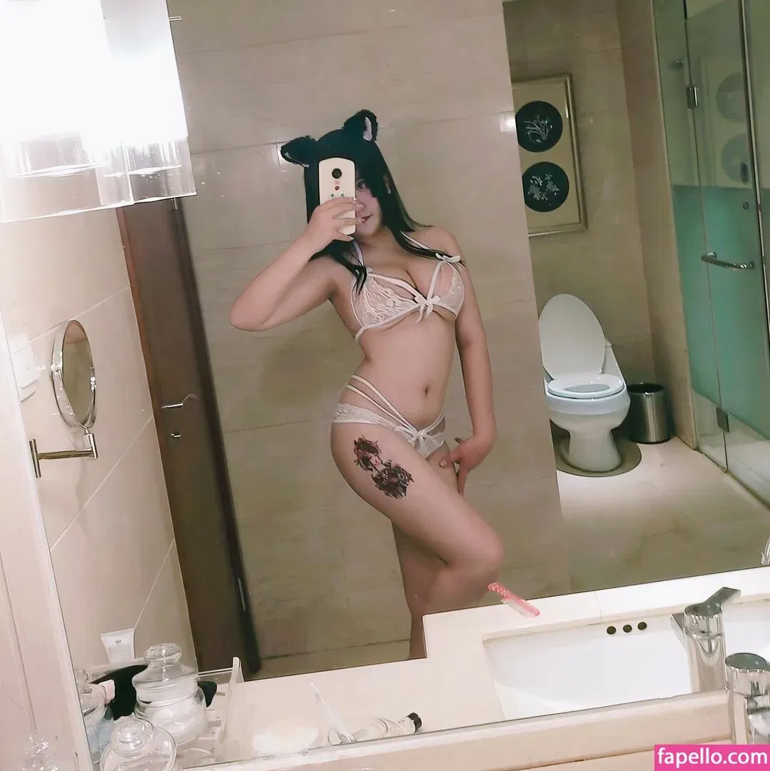 Yorkie Onlyfans Photo Gallery 