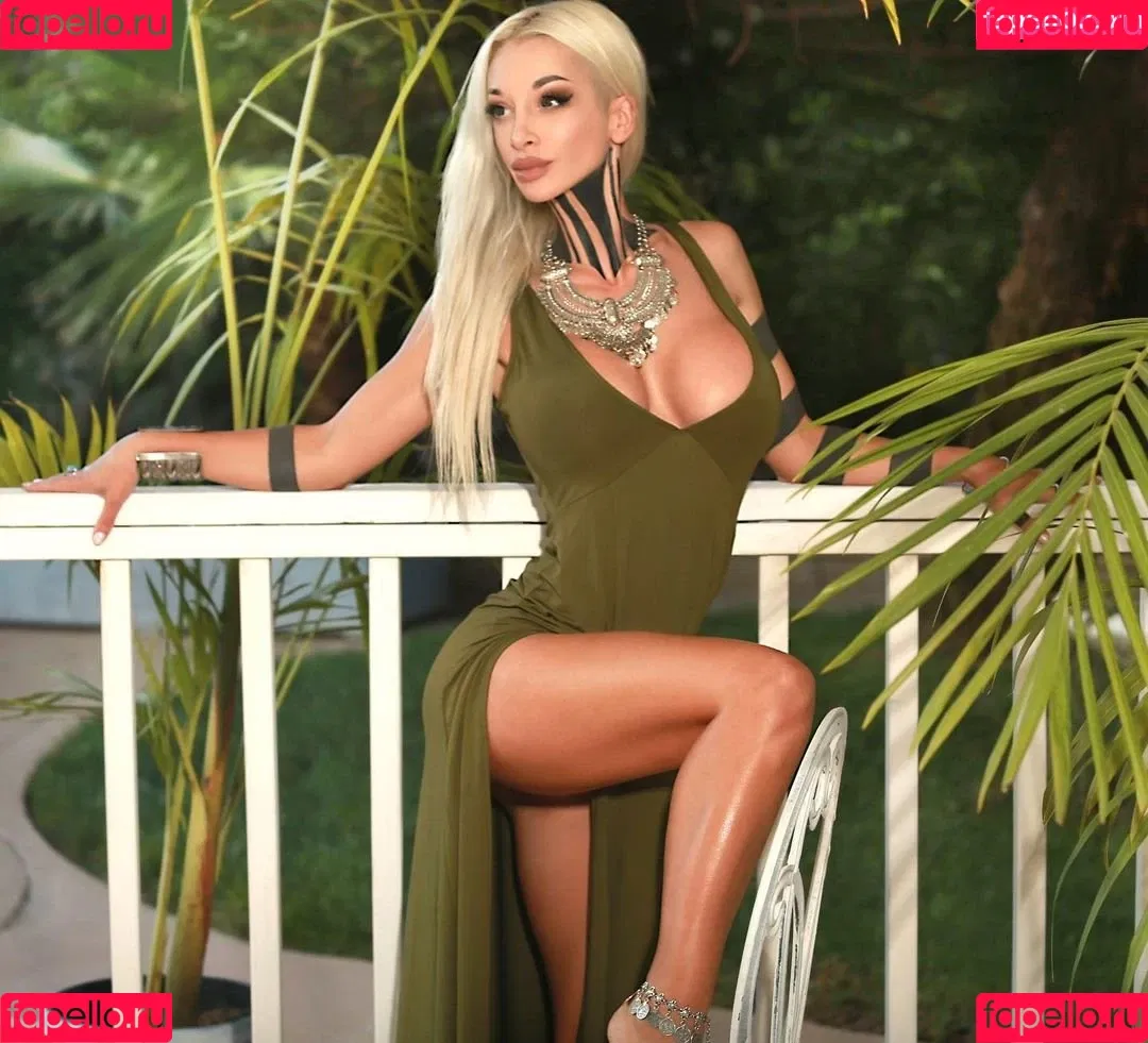 Kate Lambert Onlyfans Photo Gallery 