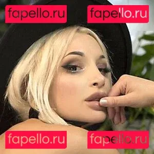 Kate Lambert Onlyfans Photo Gallery 