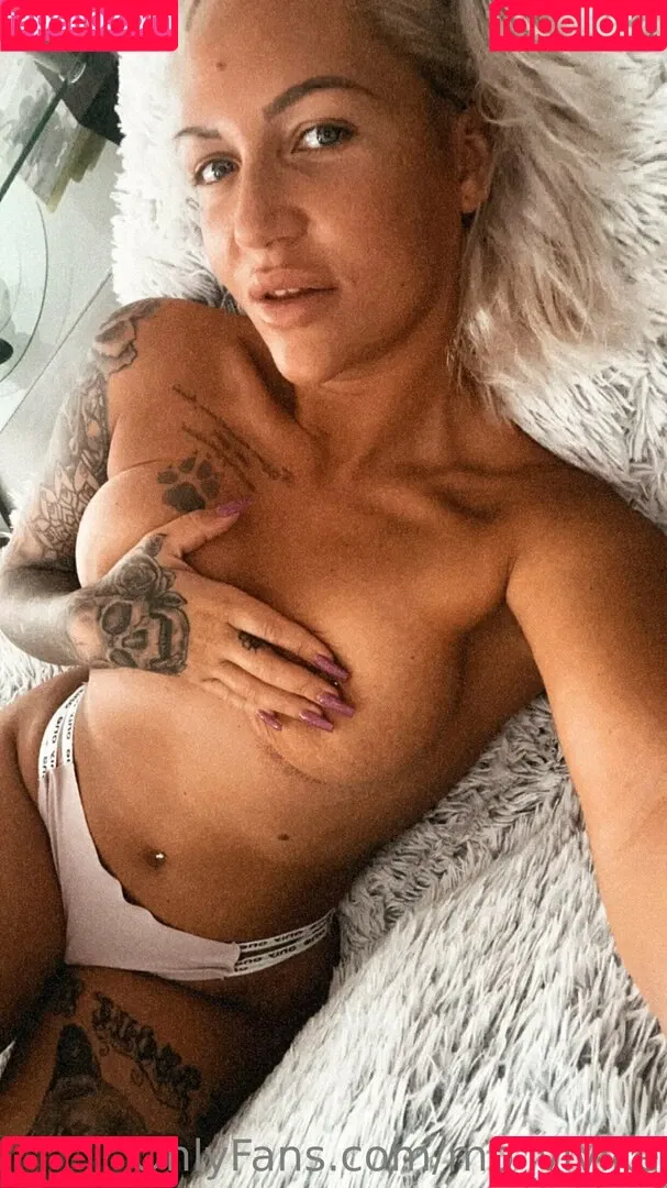 mo_vivike Onlyfans Photo Gallery 