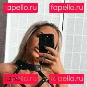 mo_vivike Onlyfans Photo Gallery 