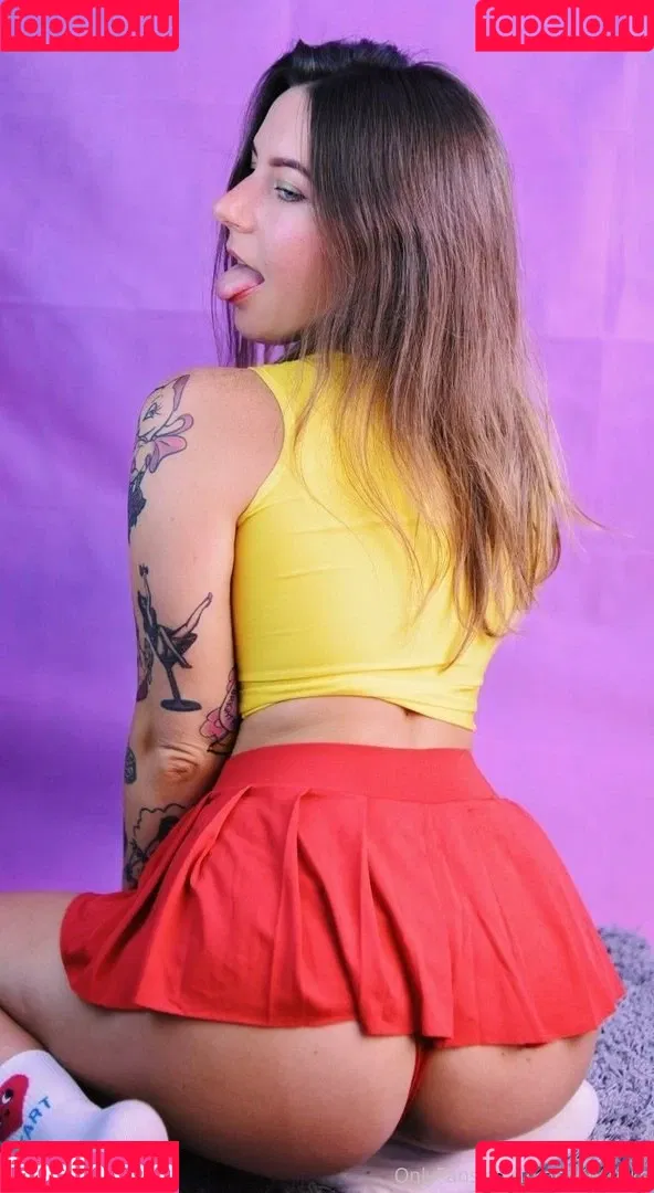 Anna Kochanius Onlyfans Photo Gallery 