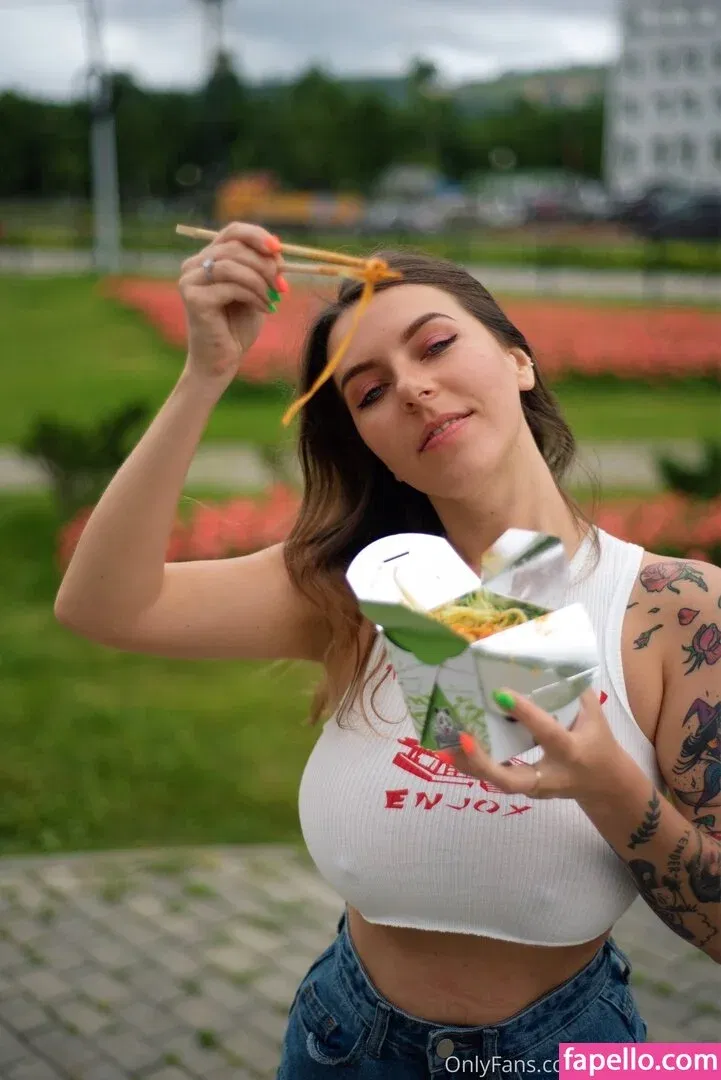 Anna Kochanius Onlyfans Photo Gallery 