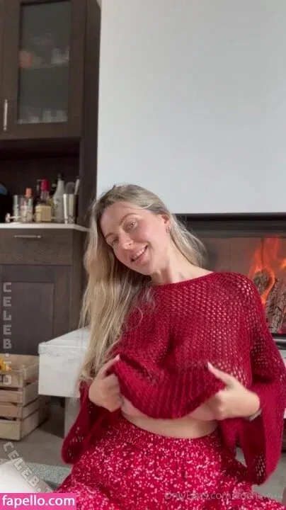 Anna Kochanius Onlyfans Photo Gallery 