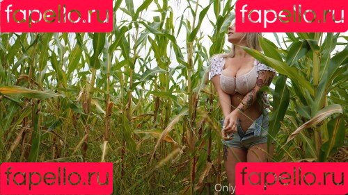 Anna Kochanius Onlyfans Photo Gallery 