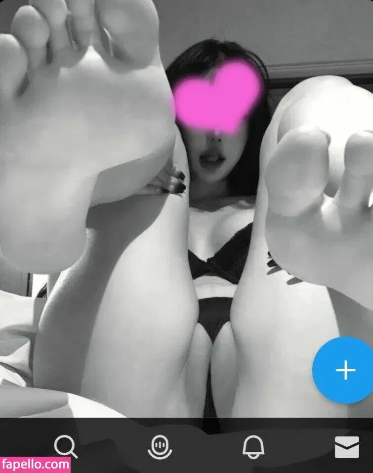 Yunjini Onlyfans Photo Gallery 