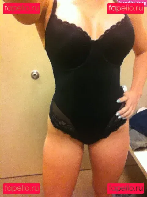 Megan Lynn Howard Onlyfans Photo Gallery 