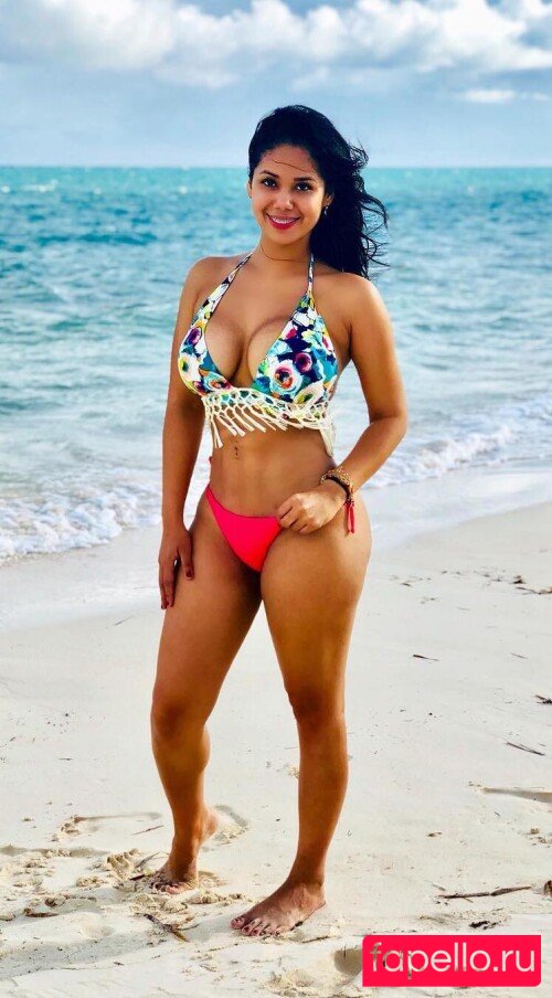 Itcel Macias Nude Onlyfans Photo 32