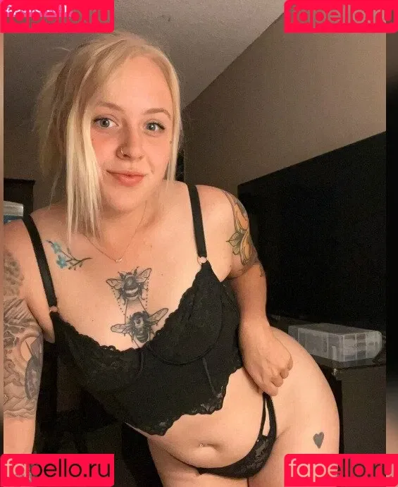 Simplylavenderlilacs Onlyfans Photo Gallery 