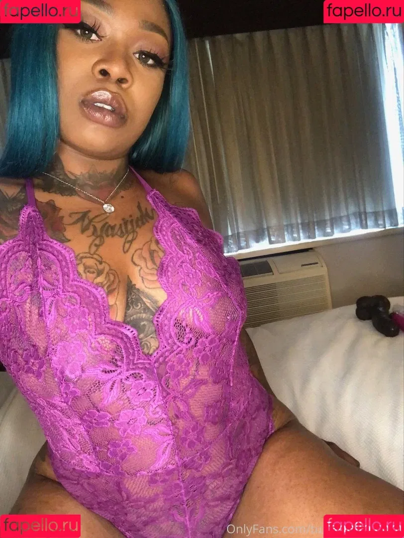 TurnUpMonster Onlyfans Photo Gallery 