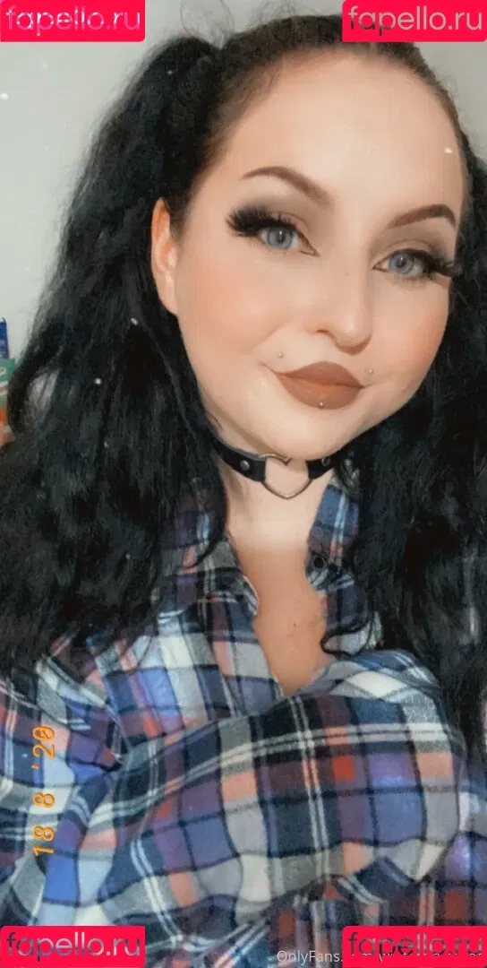 winterpryrsfree Onlyfans Photo Gallery 