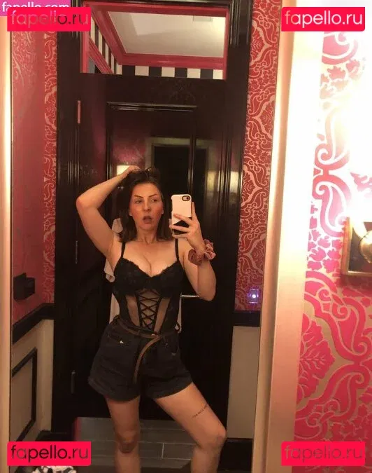 makeashcum Onlyfans Photo Gallery 