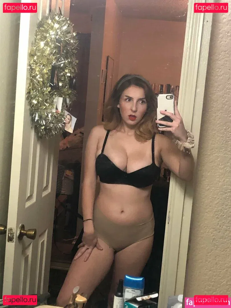 makeashcum Onlyfans Photo Gallery 