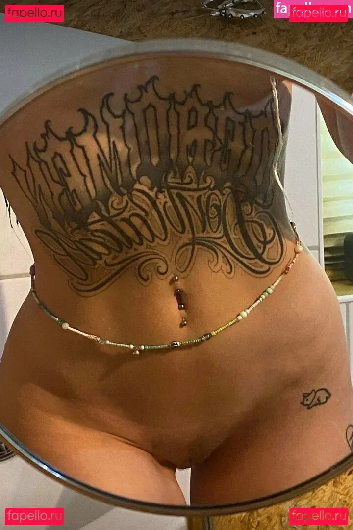 FoxyBebe420 Onlyfans Photo Gallery 