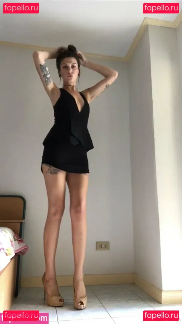 monalisawhoaa Onlyfans Photo Gallery 