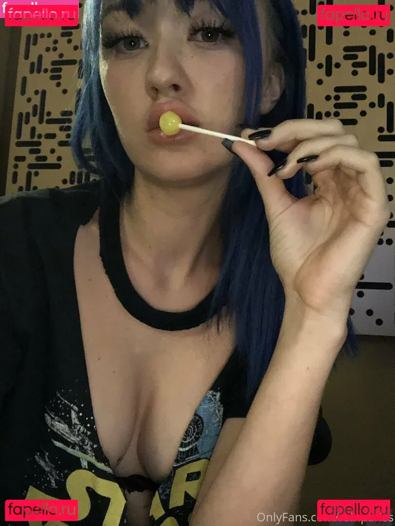 rainpariss Onlyfans Photo Gallery 