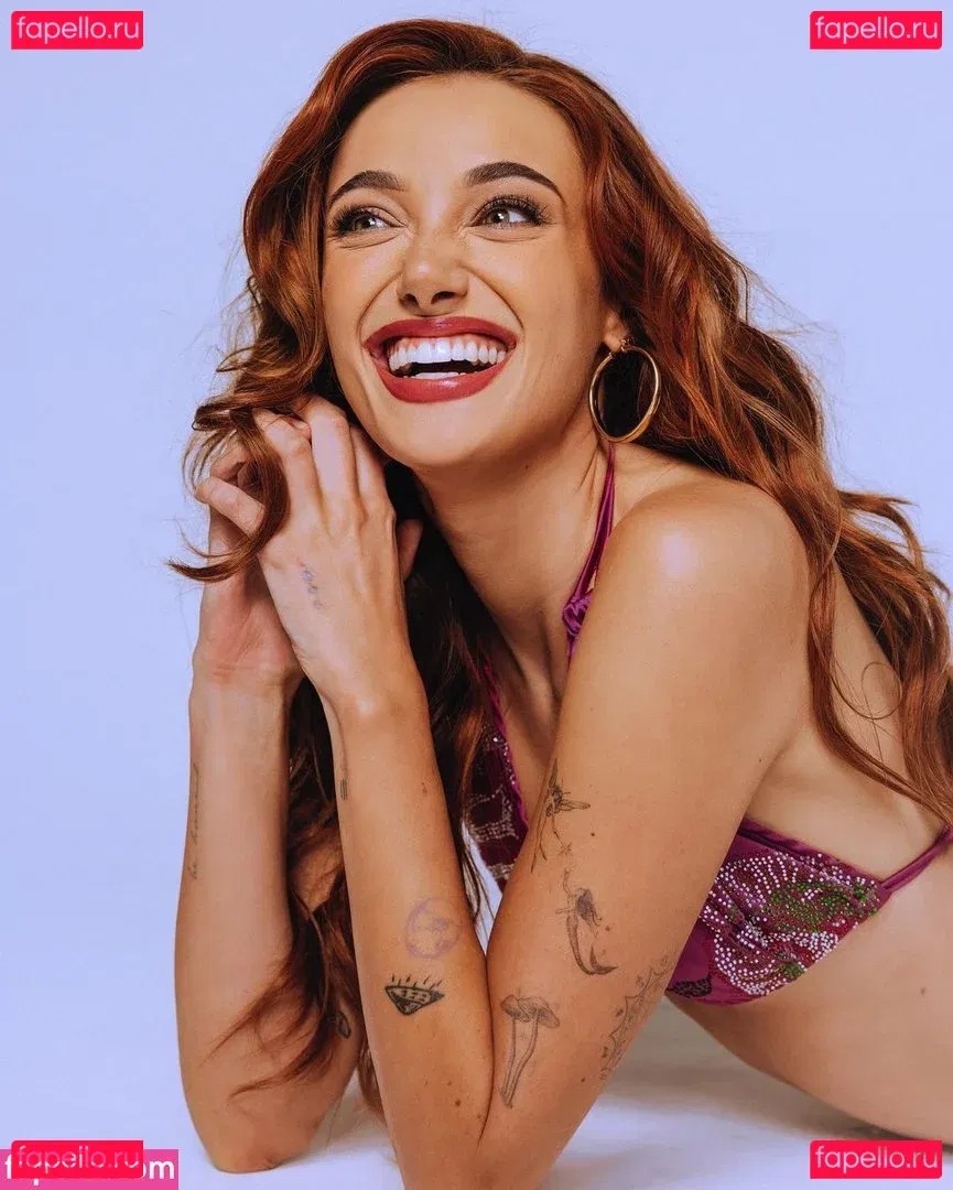 oliveoren Onlyfans Photo Gallery 