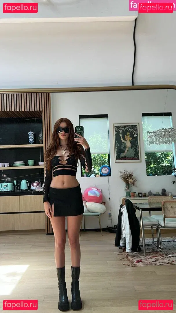 oliveoren Onlyfans Photo Gallery 