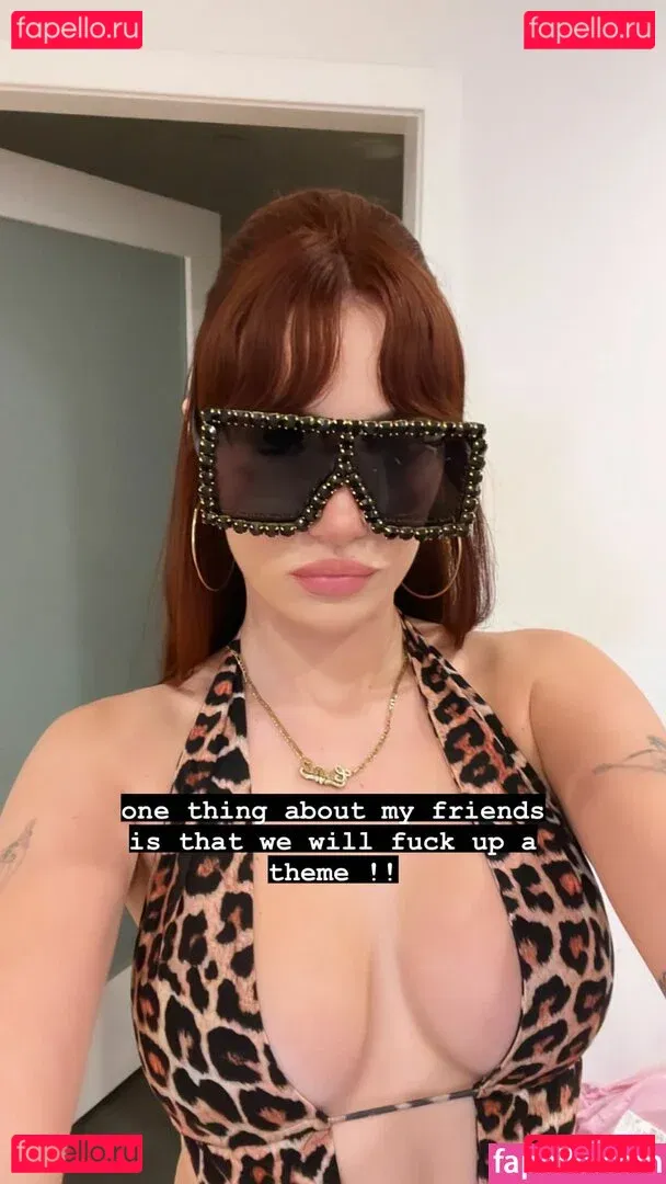 oliveoren Onlyfans Photo Gallery 