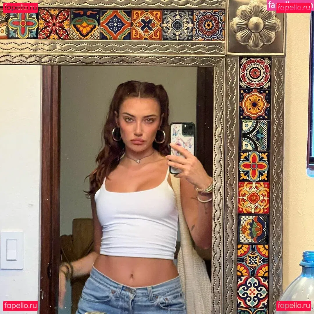 oliveoren Onlyfans Photo Gallery 