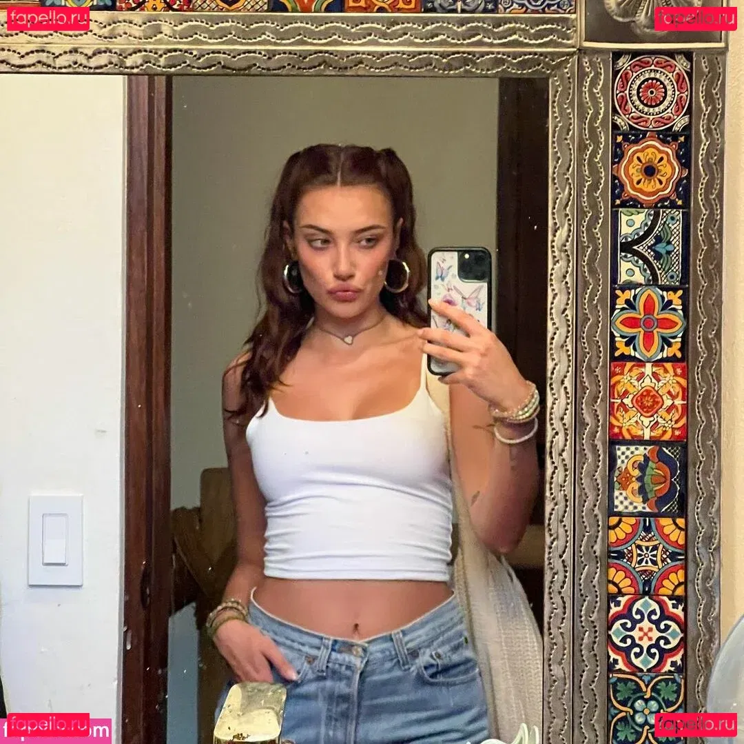 oliveoren Onlyfans Photo Gallery 