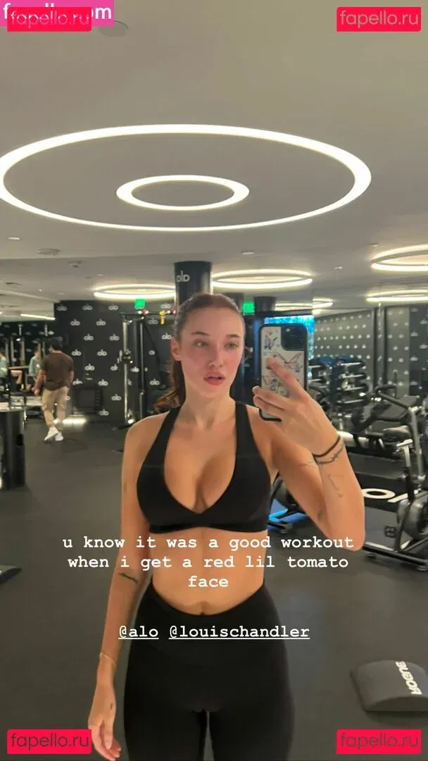 oliveoren Onlyfans Photo Gallery 