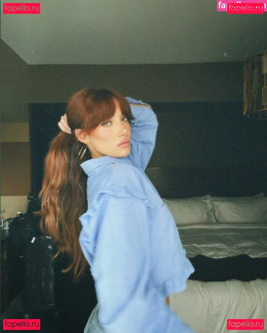 oliveoren Onlyfans Photo Gallery 