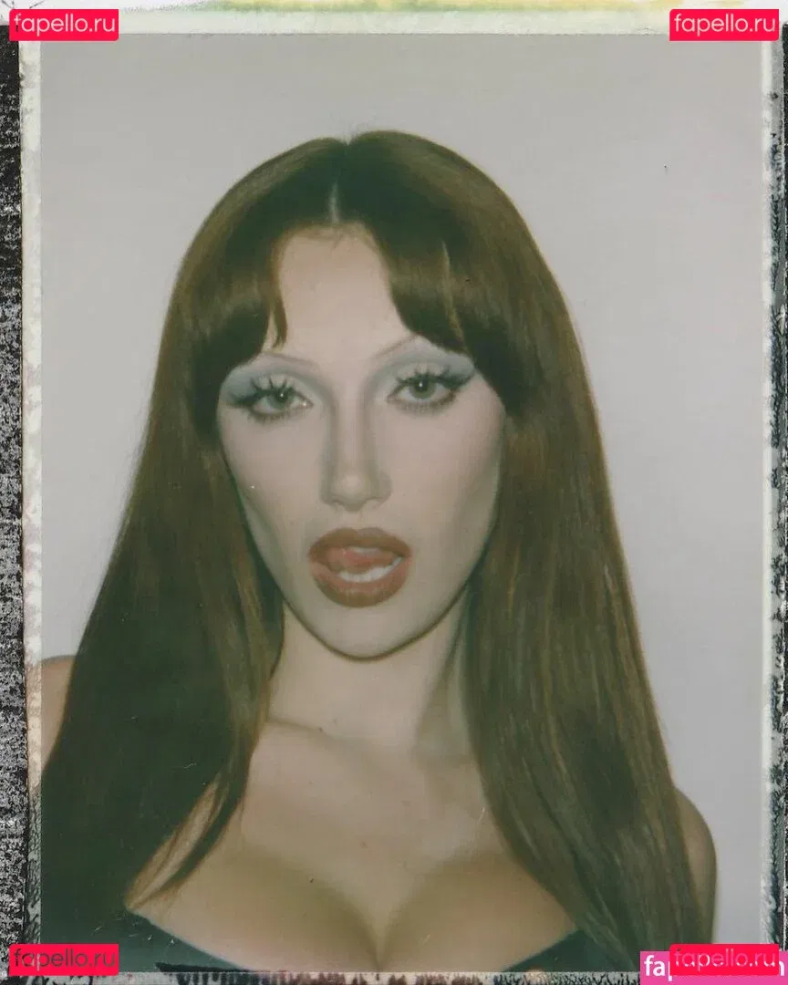 oliveoren Onlyfans Photo Gallery 